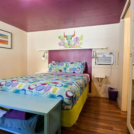 Lodge 5 - Downtown Location. Studio With Shared Hot Tub. Minutes To Arches N.P. Moab Bagian luar foto