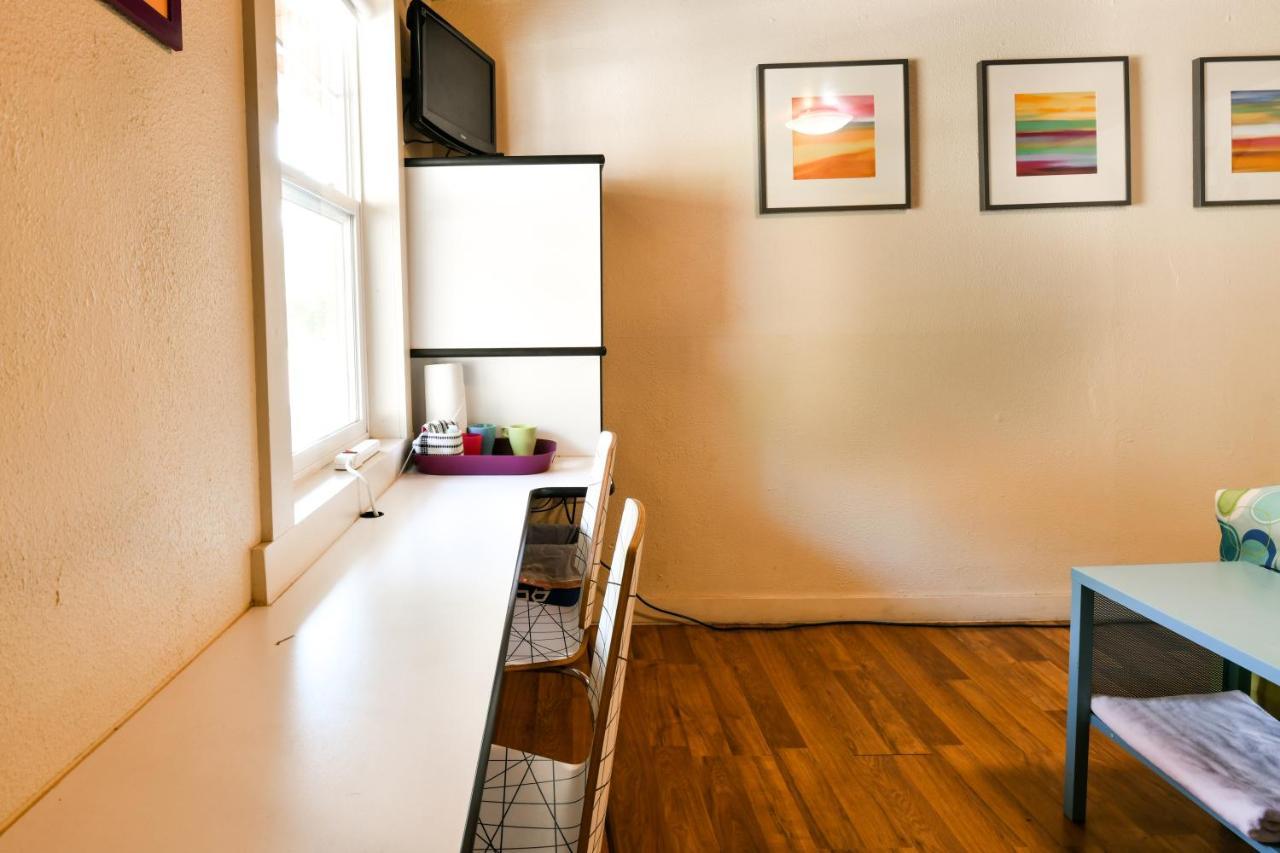 Lodge 5 - Downtown Location. Studio With Shared Hot Tub. Minutes To Arches N.P. Moab Bagian luar foto