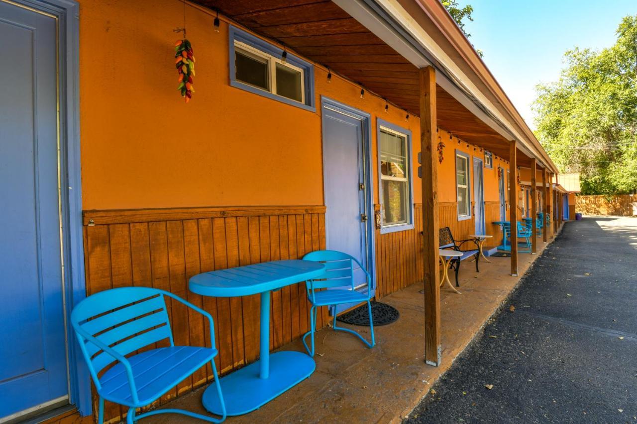 Lodge 5 - Downtown Location. Studio With Shared Hot Tub. Minutes To Arches N.P. Moab Bagian luar foto