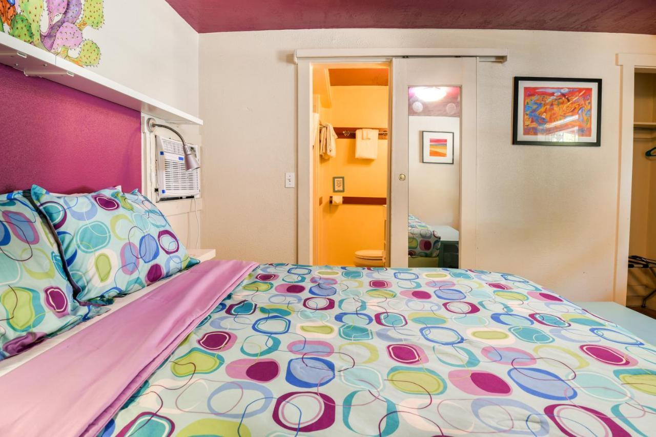 Lodge 5 - Downtown Location. Studio With Shared Hot Tub. Minutes To Arches N.P. Moab Bagian luar foto